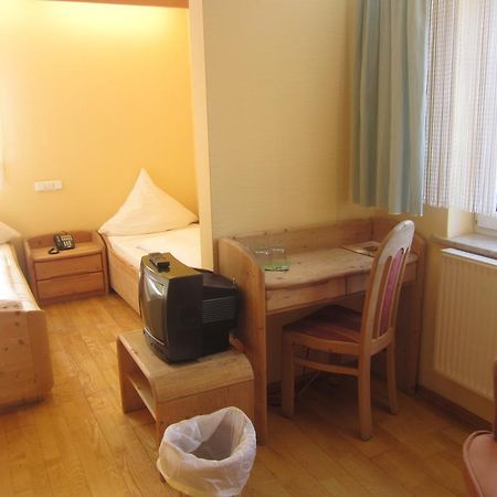Landgasthof Goldene Rose Grub am Forst Екстер'єр фото